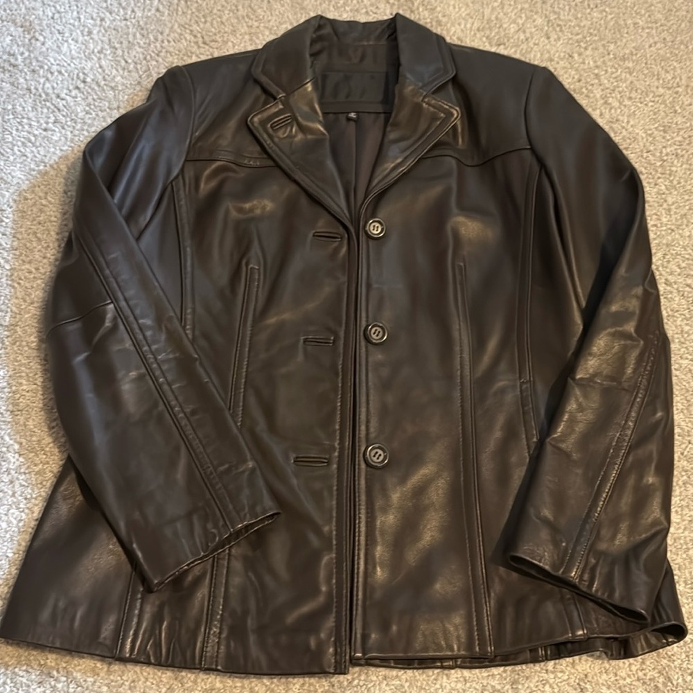 Avanti New York genuine leather jacket